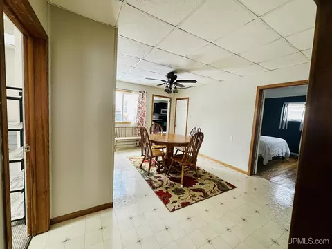 508 S 9th, Escanaba, MI 49829 photo 6
