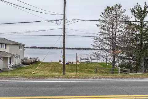 0 East Shr, Whitmore Lake, MI 48189