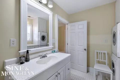 789 Saint Clair, Grosse Pointe, MI 48230 photo 32