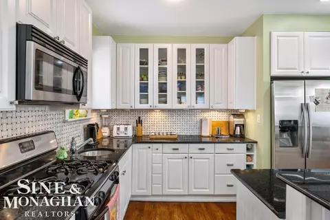 789 Saint Clair, Grosse Pointe, MI 48230 photo 16
