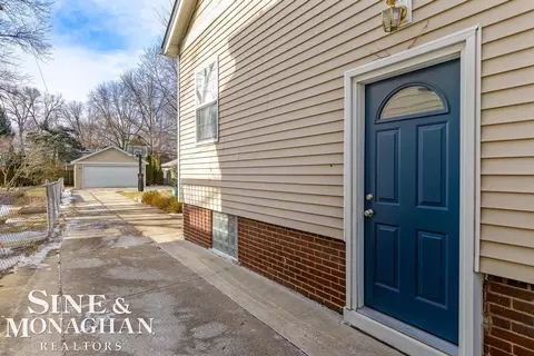 789 Saint Clair, Grosse Pointe, MI 48230 photo 38
