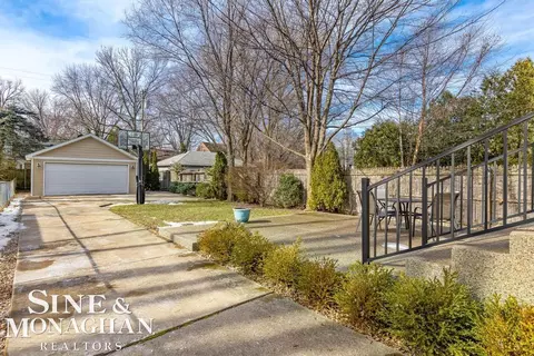 789 Saint Clair, Grosse Pointe, MI 48230 photo 39