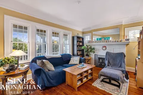 789 Saint Clair, Grosse Pointe, MI 48230 photo 6