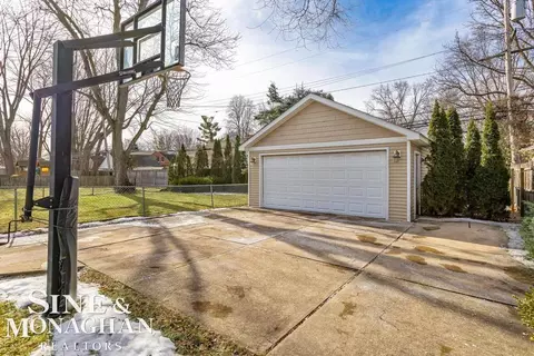 789 Saint Clair, Grosse Pointe, MI 48230 photo 45