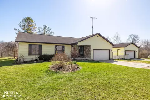 1310 N Pine Riv, Smiths Creek, MI 48074