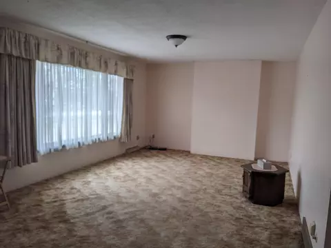 Living - 1691 Bentley, Bentley, MI 48613 photo 2 of 2