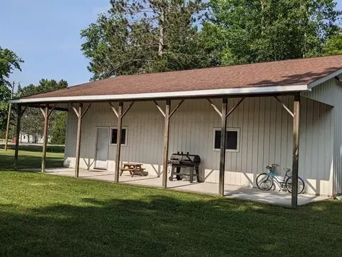 Exterior - 1691 Bentley, Bentley, MI 48613 photo 4 of 5