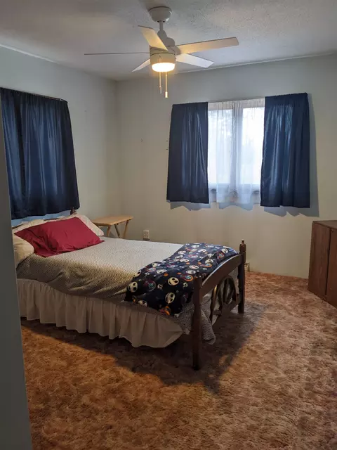 Bedroom - 1691 Bentley, Bentley, MI 48613 photo 2 of 3