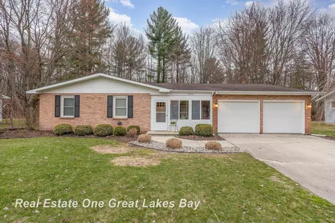 5666 Baker, Bridgeport, MI 48722