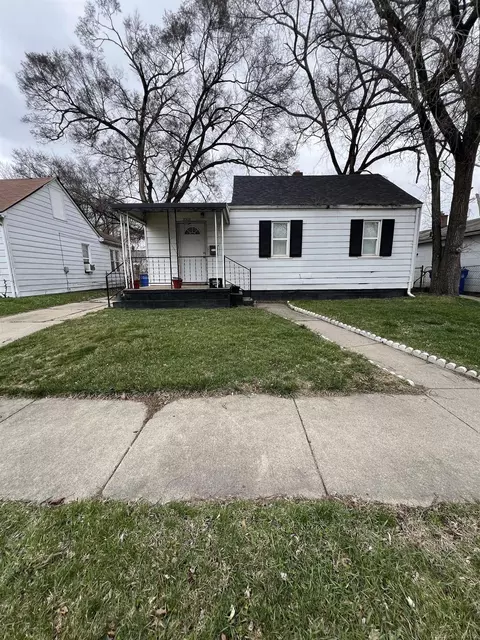 7215 Toepfer, Warren, MI 48091