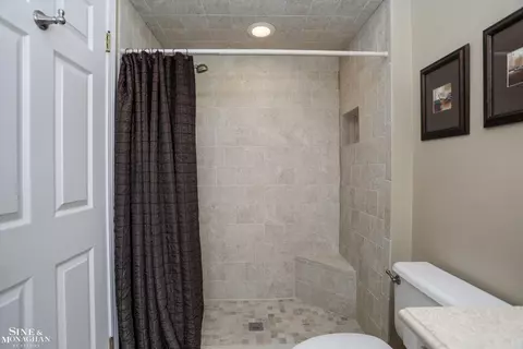 40 Regal, Grosse Pointe Shores, MI 48236 photo 33