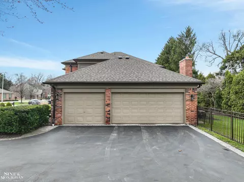 40 Regal, Grosse Pointe Shores, MI 48236 photo 53