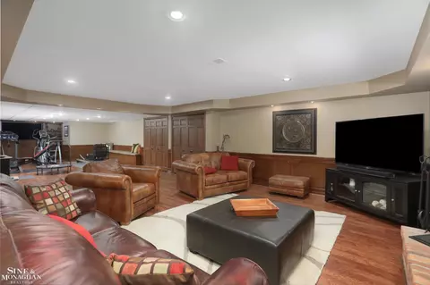 40 Regal, Grosse Pointe Shores, MI 48236 photo 37
