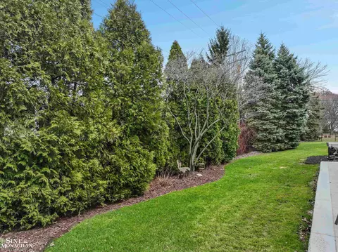40 Regal, Grosse Pointe Shores, MI 48236 photo 52