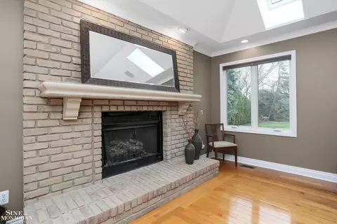 40 Regal, Grosse Pointe Shores, MI 48236 photo 21