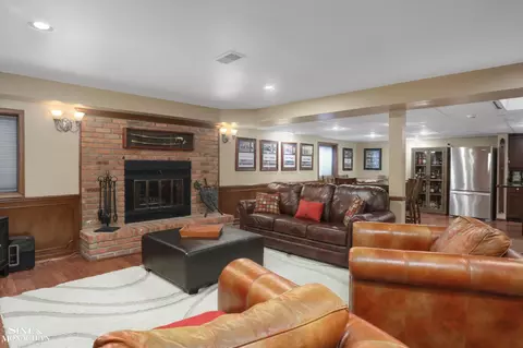 40 Regal, Grosse Pointe Shores, MI 48236 photo 39