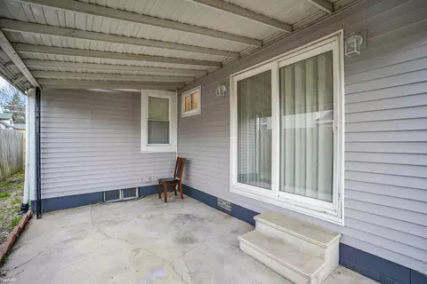Exterior - 3405 Brandon, Flint, MI 48503 photo 7 of 7