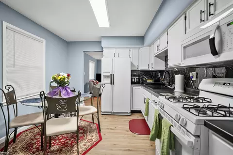 Kitchen - 3405 Brandon, Flint, MI 48503 photo 3 of 4