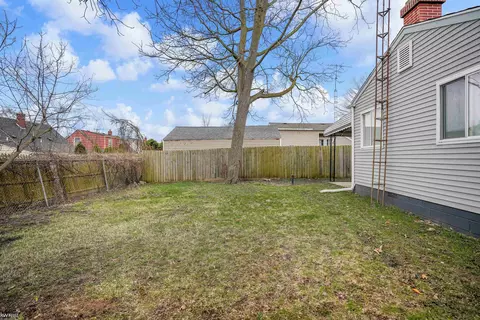 Exterior - 3405 Brandon, Flint, MI 48503 photo 4 of 7