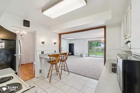 Kitchen - 514 Chalmers, Flint, MI 48503 photo 4 of 6