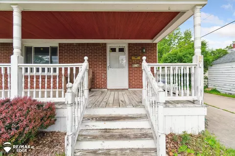Exterior - 514 Chalmers, Flint, MI 48503 photo 2 of 14