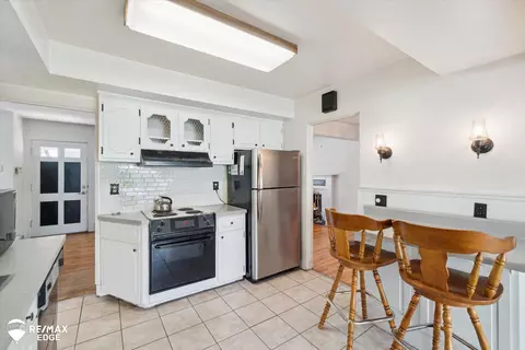 Kitchen - 514 Chalmers, Flint, MI 48503 photo 2 of 6