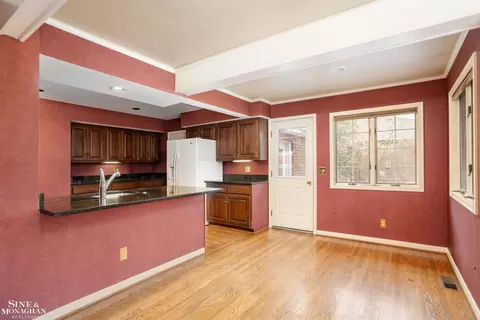 874 S Brys, Grosse Pointe Woods, MI 48236 photo 10