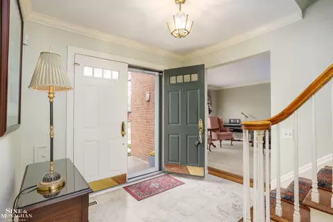 Entry Way - 703 Pear Tree, Grosse Pointe Woods, MI 48236 photo 1 of 3