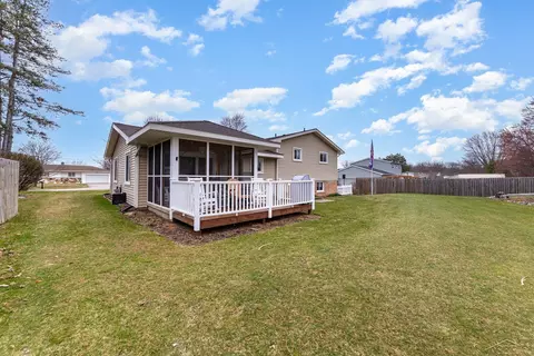 320 Sandridge, Hemlock, MI 48626 photo 7