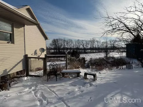 1167 Hayball, Jackson, MI 49201 photo 3