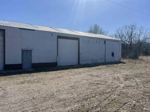 13164 Seymour, Montrose, MI 48457