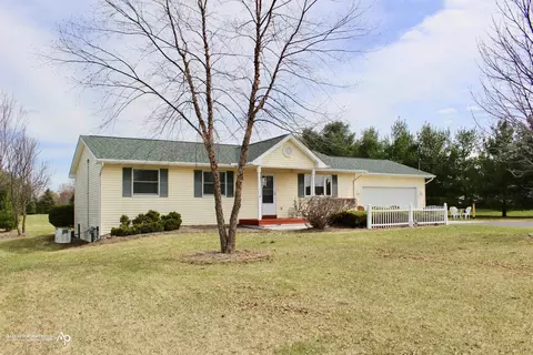 6032 Fish Lk, North Branch, MI 48461