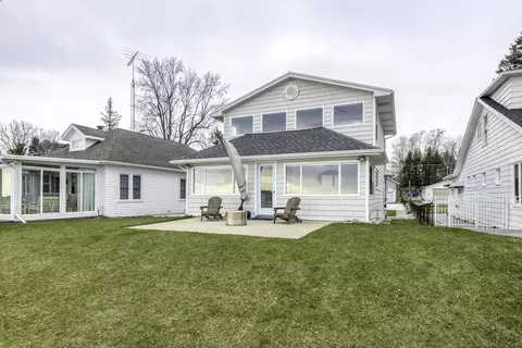 291 S S Lk, Port Sanilac, MI 48469