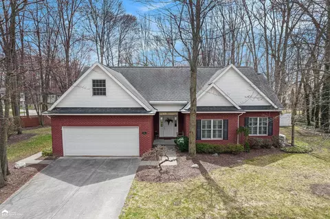 162 North, Montrose, MI 48457