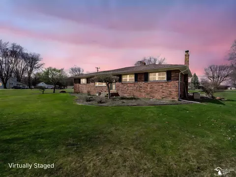 415 Nadeau, Monroe, MI 48162 photo 2
