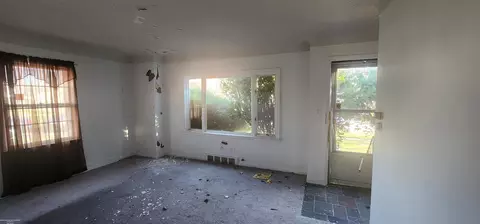 Living - 2821 Prospect, Flint, MI 48504 photo 2 of 2