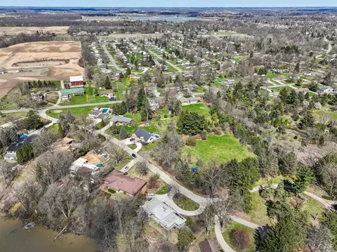 View/Area - 8 Lakeridge, Adrian, MI 49221 photo 10 of 17