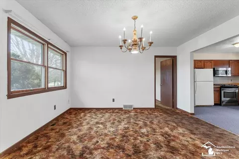 11706 Grafton, Carleton, MI 48117 photo 12