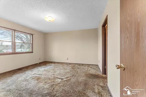 11706 Grafton, Carleton, MI 48117 photo 13
