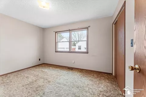 11706 Grafton, Carleton, MI 48117 photo 17