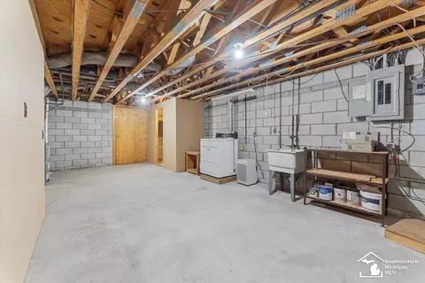 11706 Grafton, Carleton, MI 48117 photo 24
