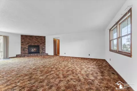 11706 Grafton, Carleton, MI 48117 photo 5