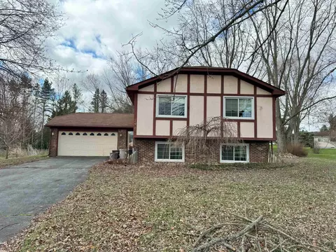 7802 Kay, Almont, MI 48003