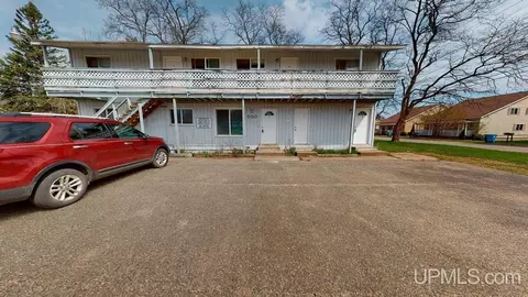 500 Harlow, Marquette, MI 49855