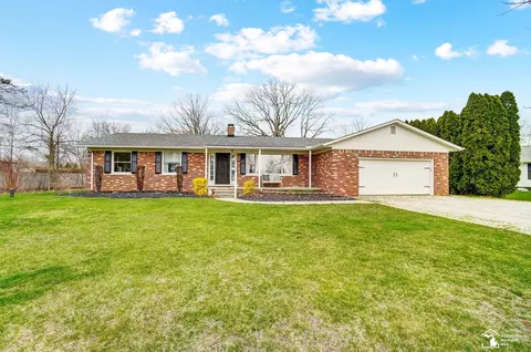 374 Earle, Carleton, MI 48117