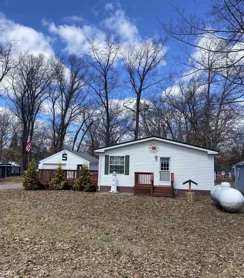 Exterior - 6847 Lake, Harrison, MI 48625 photo 4 of 4