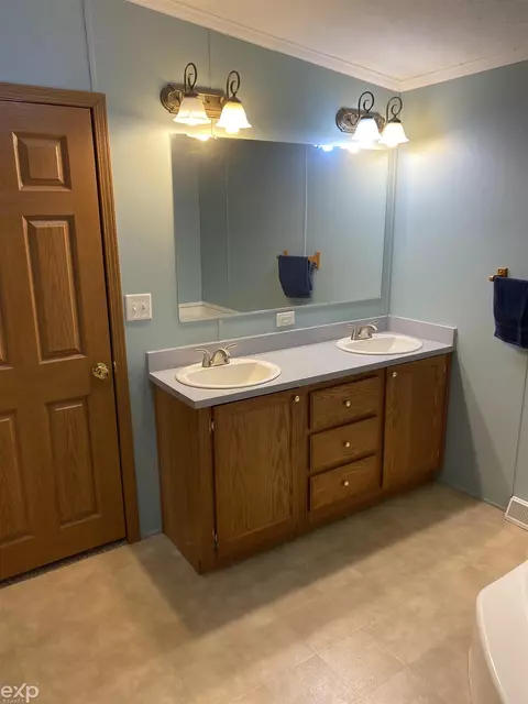 Bath - 6847 Lake, Harrison, MI 48625 photo 1 of 5