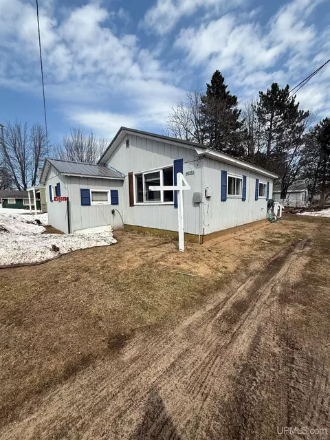 n5352 Pine Street, Shingleton, MI 49884
