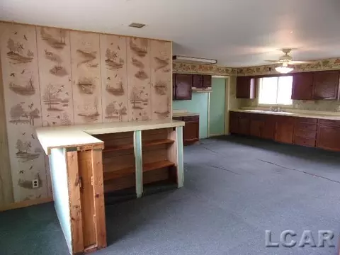 Kitchen - 221 Summit, Jackson, MI 49203 photo 3 of 3