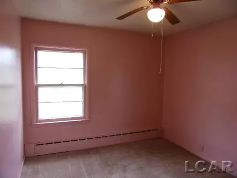 Bedroom - 221 Summit, Jackson, MI 49203 photo 1 of 1